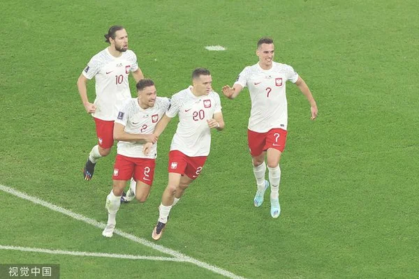 波兰2-0战胜沙特(波兰2比0战胜沙特)
