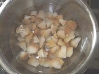 猴头菇炖大骨汤的做法步骤5