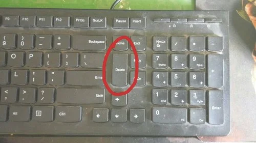 电脑快捷开机键是哪个键(笔记本按什么强制开机)