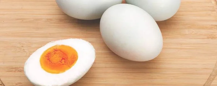 生熟咸鸭蛋怎么区分,熟咸鸭蛋和生咸鸭蛋有什么区别