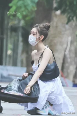 乐队的海边开播(每一帧都值得被定格)