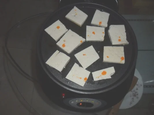 香辣煎豆腐的做法步骤4