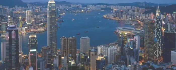 香港面积相当于哪个城市