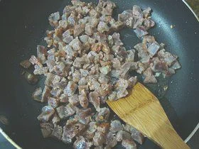 腊肠土豆焖饭的做法步骤5