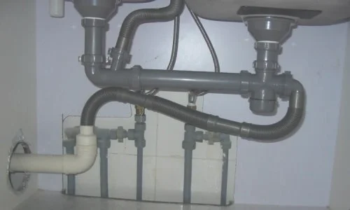厨房水管漏水怎么办？