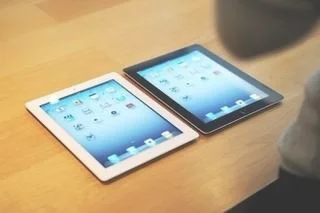 ipad清理垃圾软件(mini上安装老版微信读书变阅读器)