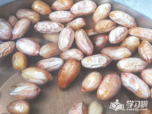 卤花生米的做法步骤1