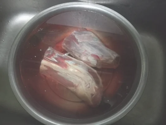 卤牛腱的做法步骤2