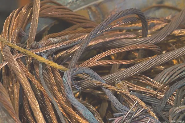 废旧电缆铜回收价格多少钱一斤？看完你就知道了!