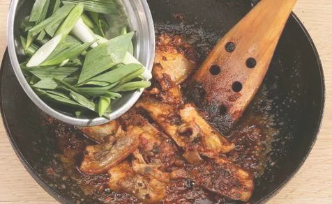 盐煎肉的做法步骤6