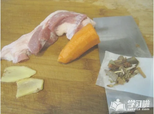 卤肉饭的做法步骤1