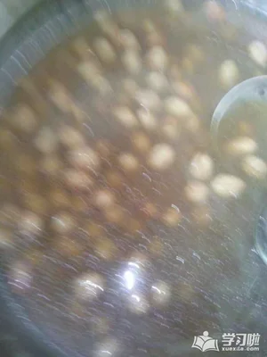 卤煮花生米的做法步骤3