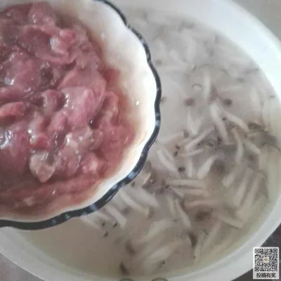蟹味菇牛肉汤的做法步骤7