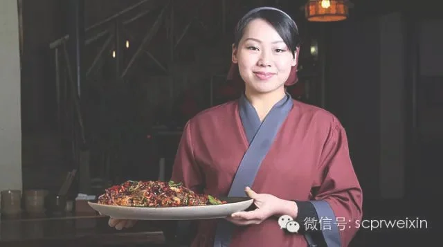 厨师确诊饭店上菜慢 顾客自己炒(顾客投诉上菜慢的应对方法)