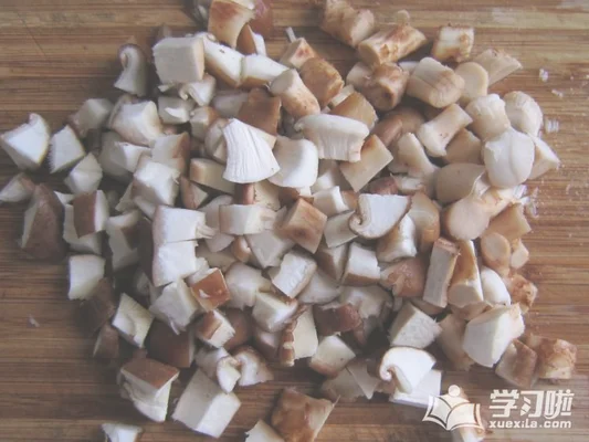 胡萝卜香菇卤肉饭的做法步骤5