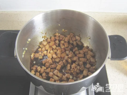 胡萝卜香菇卤肉饭的做法步骤9