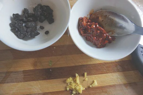 青椒豆豉盐煎肉的做法步骤4