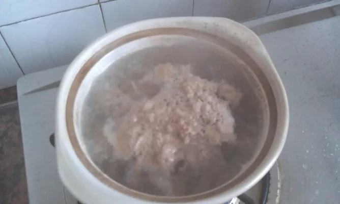 粟米大薯骨头汤的做法步骤1