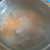 婴儿辅食粥_胡萝卜排骨粥的做法图解5