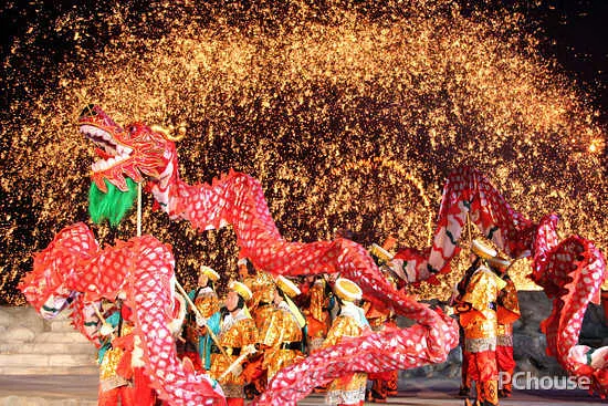 春节的传统习俗之舞龙_春节习俗