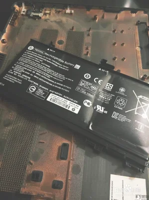 笔记本电脑鼓包还能用吗(不是问题)