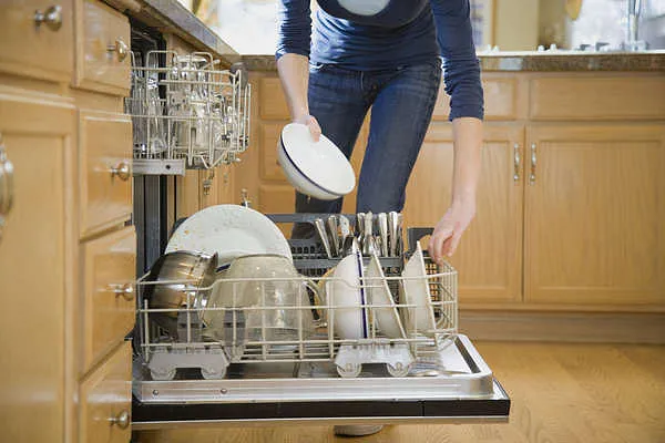 西门子洗碗机怎么使用 使用西门子洗碗机时要注意什么_厨卫家电专区