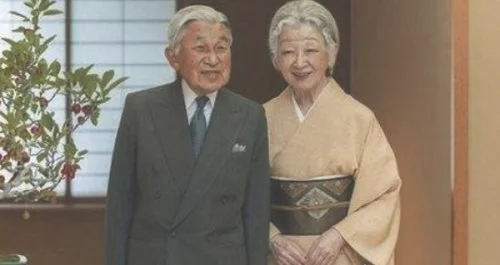 世界上时间最长的王朝 日本菊花王朝至今还在延续（已有2900年之久）