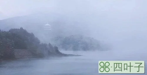 水澹澹兮生烟的澹澹什么意思