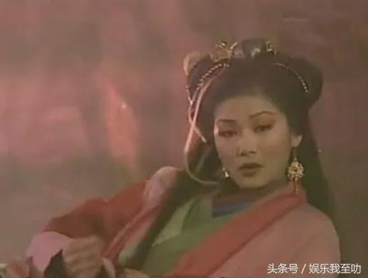 一代性感女神放弃爱情，改掉夜蒲坏习惯，一心赚钱救养子