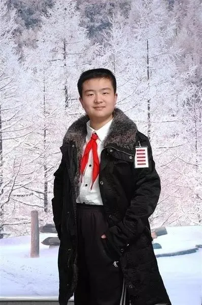 五道杠是什么意思，五道杠少年是什么意思！