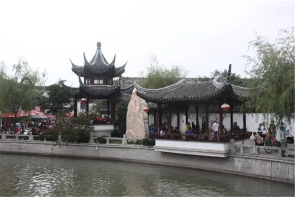 上海什么地方好玩免费 | 上海值得玩和看