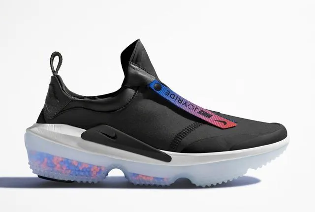 Nike全新旗舰跑鞋发布，流动的Boost出现了？