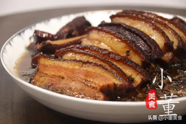 这才是正宗梅菜扣肉的做法，史上最详细教程，比饭店做的好吃十倍