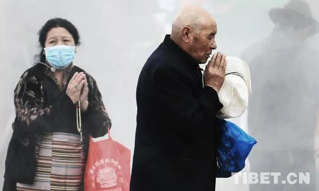 荐读！这组图告诉我们什么是虔诚