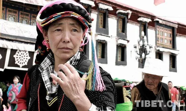 荐读！这组图告诉我们什么是虔诚