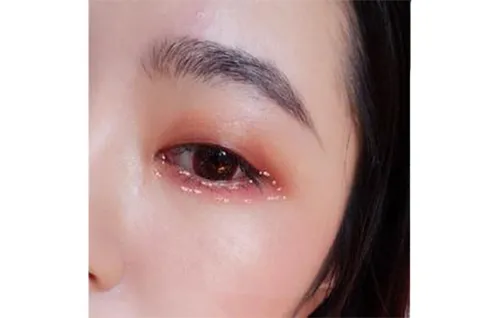 眼影+