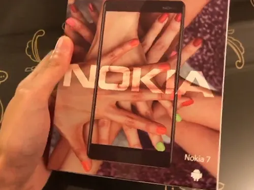 诺基亚7+
