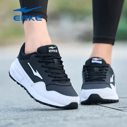 冬季女式旅游鞋