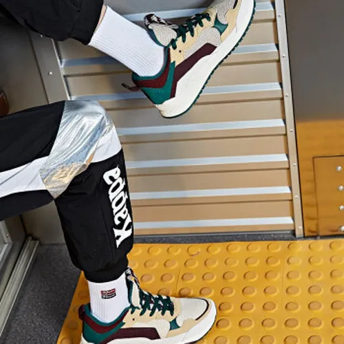 卡帕运动鞋男款