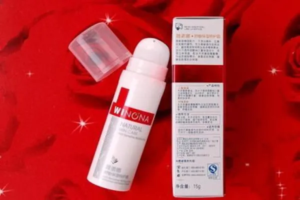 薇诺娜舒敏保湿特护霜作用 薇诺娜舒敏保湿特护霜保湿效果好吗