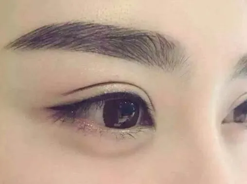美瞳线可以洗掉吗 美瞳线几天恢复正常