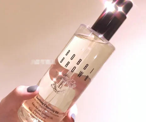 芭比波朗卸妆油怎么用？适合什么肤质使用？