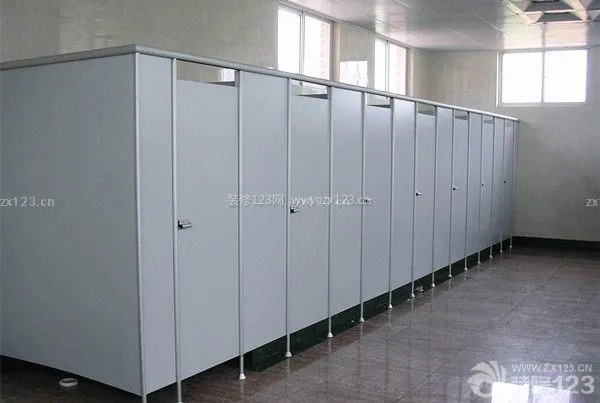 卫生间隔断用什么材料 卫生间隔断用什么材料