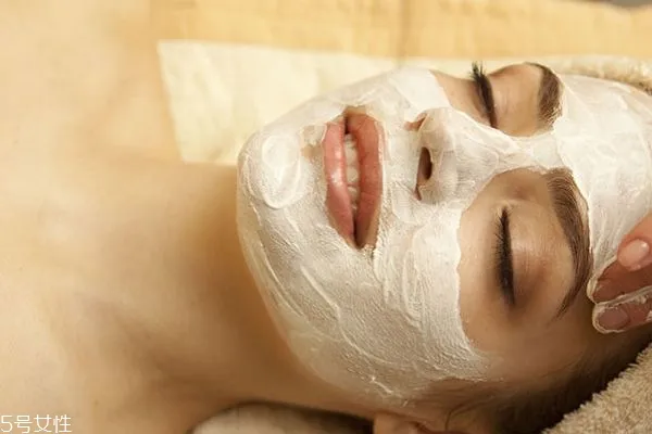 怀孕能用面膜吗 孕妇使用面膜的注意事项