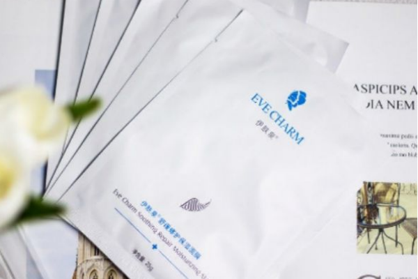 伊肤泉水晶面膜的功效 补水能力杠杠的