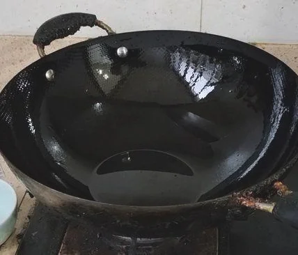 铁锅生锈怎么处理